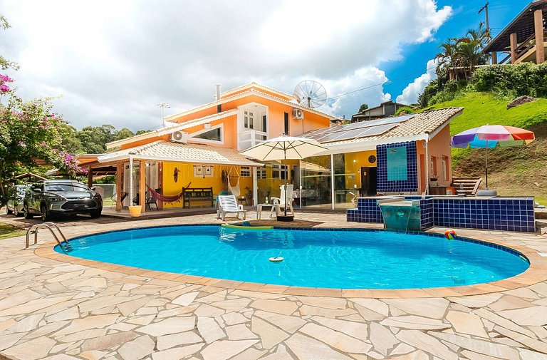 Um achado condomínio fechado piscina climatizada