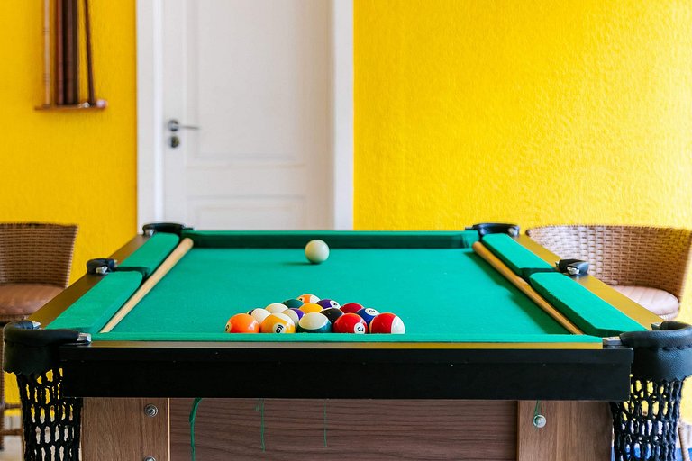 Um achado condomínio fechado piscina climatizada