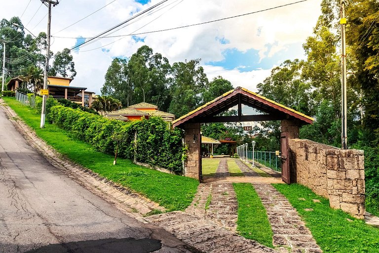 Um achado condomínio fechado piscina climatizada